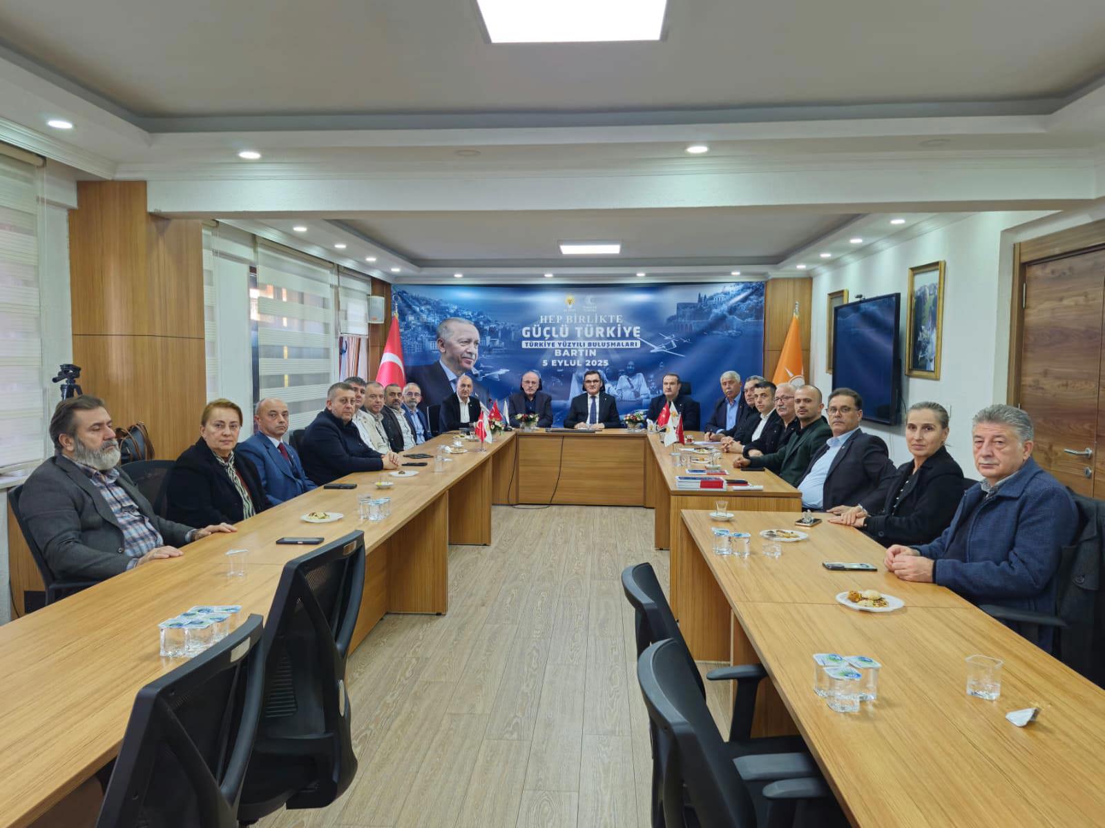 Bartın TSO Yönetimi, AK Parti İl Başkanlığını Ziyaret Etti